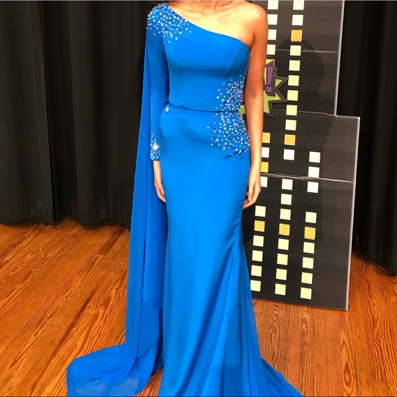 Custom Gregory Ellenburg Dress - Picture 8 of 8